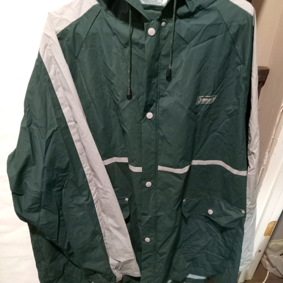 Men's Coleman Rain Jacket - Picture 1 of 2